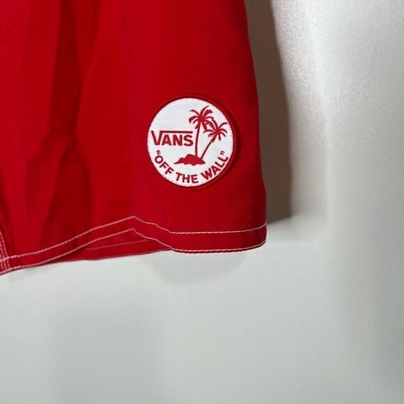 Vans Off The Wall Red Board Shorts Swim Trunks NWT 34 - Picture 2 of 8